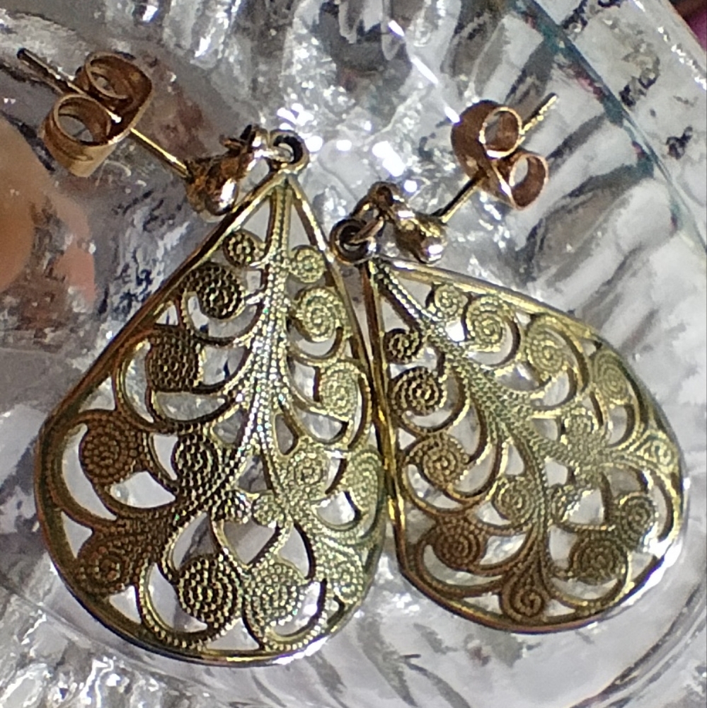 Vintage Jewelry Art Nouveau Filigree Post Dangle Earrings